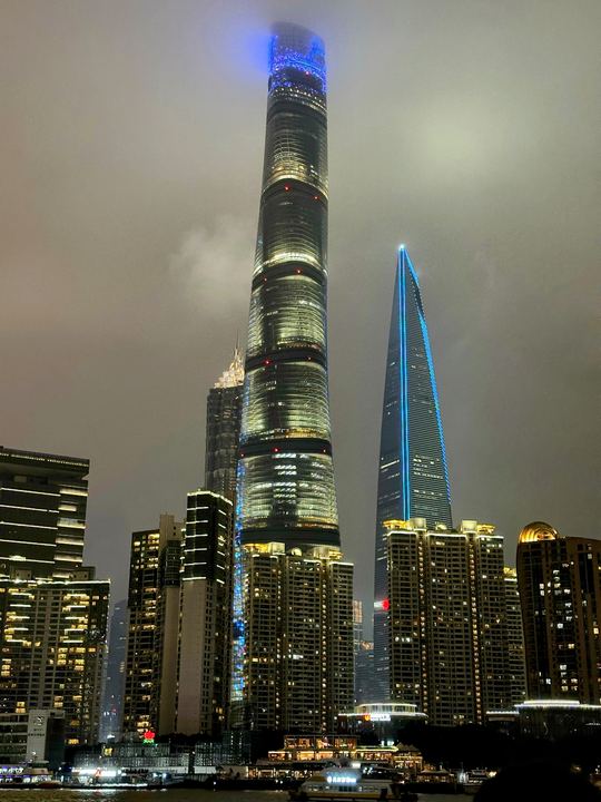 Shanghai Tower, Lujiazui